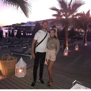 Meet your Posher, Dalia